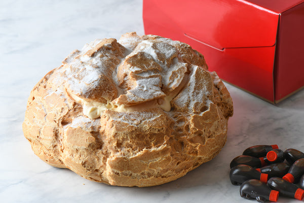 軍艦シュークリーム - 蜂の家 銀座本店