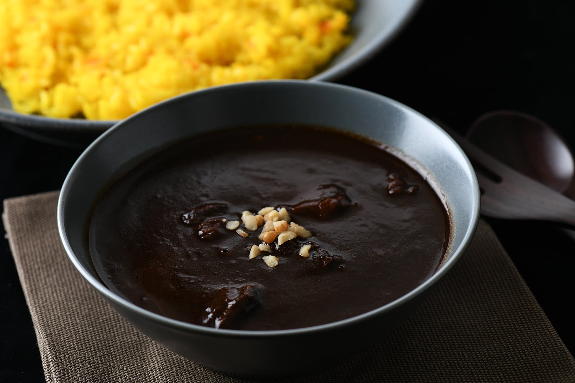 大人のカレーセット 4個（銀座オリジナル黒カレー×4） - 銀座 蜂の家